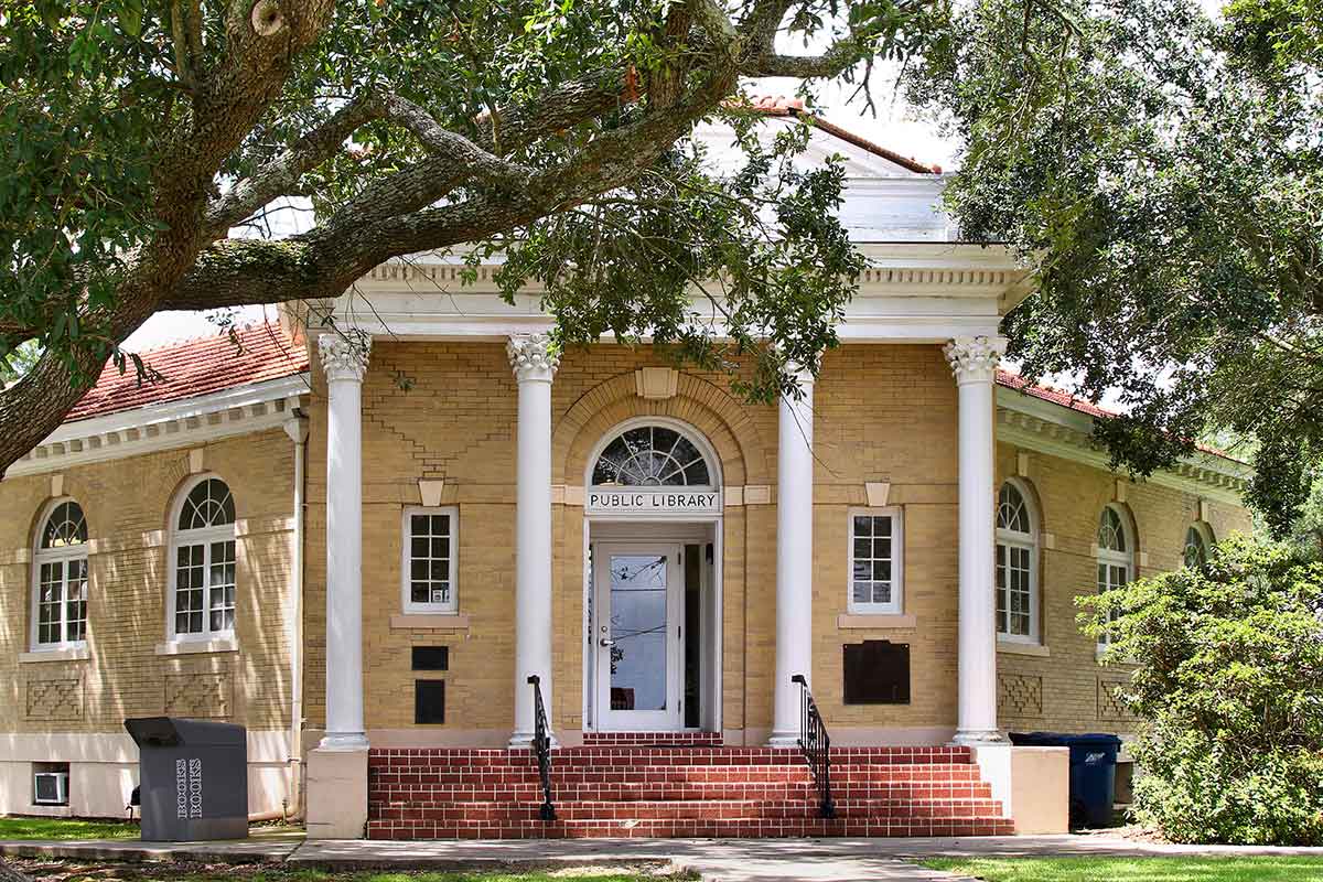 Front of Carnegie Library